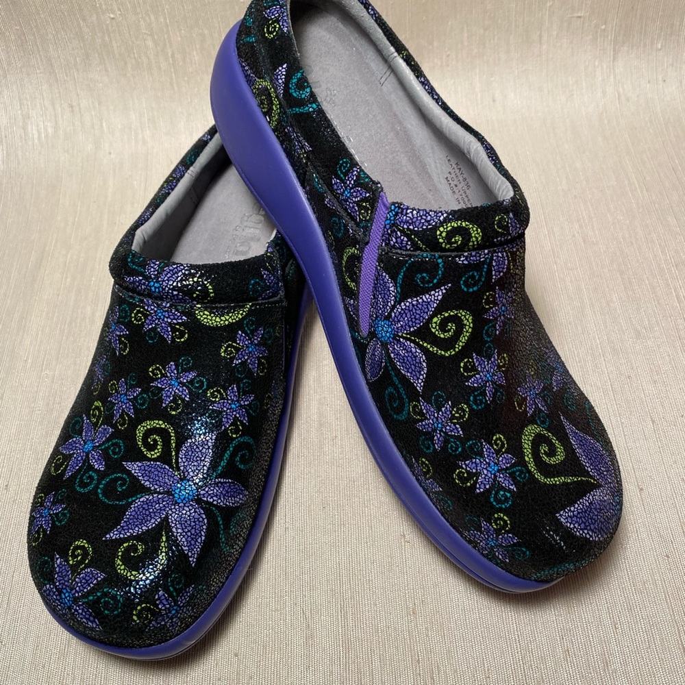 39 Alegria clog excellent condition
